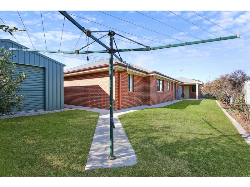 529 Iluka Crescent, Lavington NSW 2641