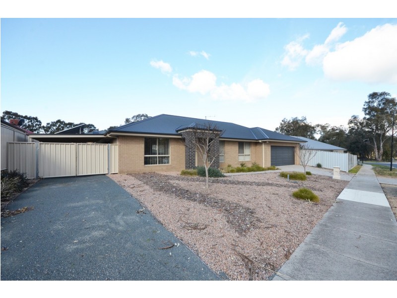 4 Thornbill Terrace, Bandiana VIC 3694