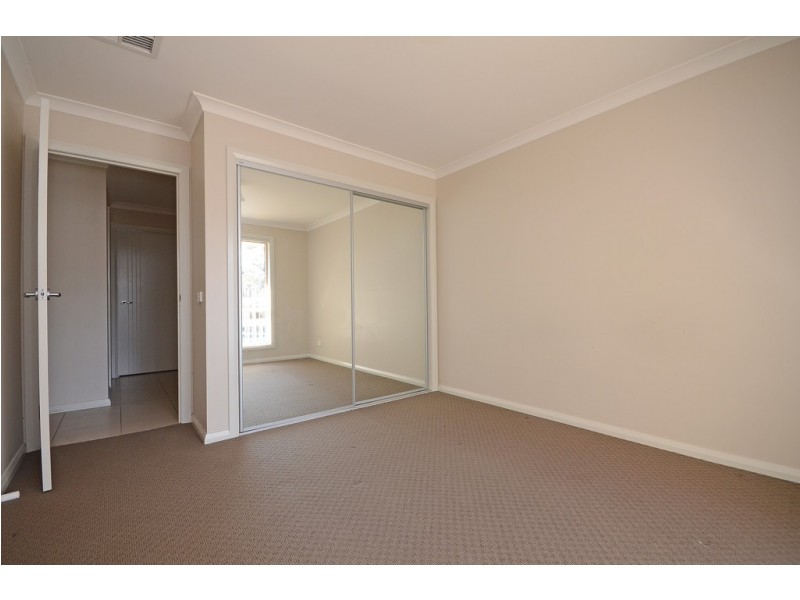 4 Thornbill Terrace, Bandiana VIC 3694