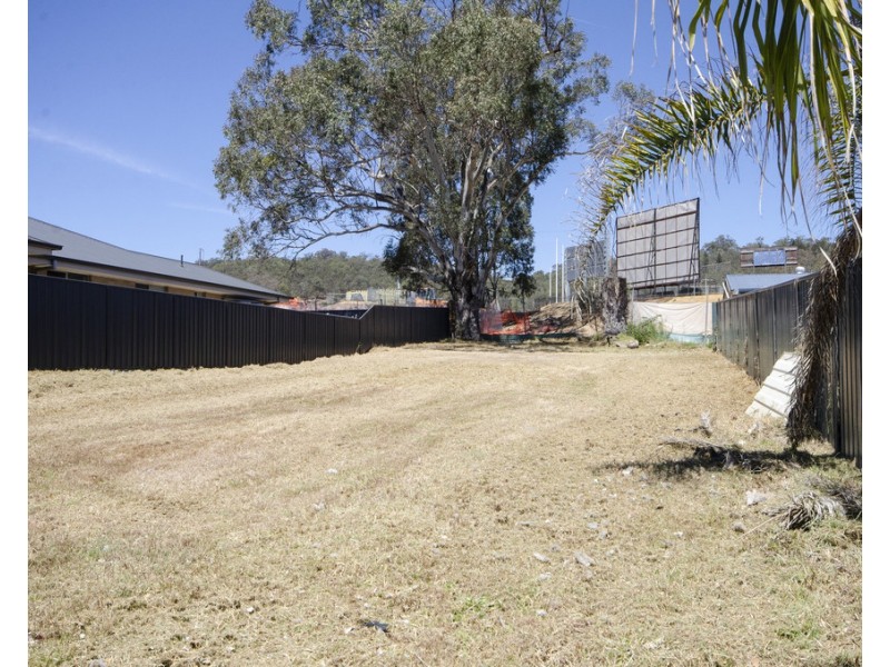 757 Centaur Road, Hamilton Valley NSW 2641