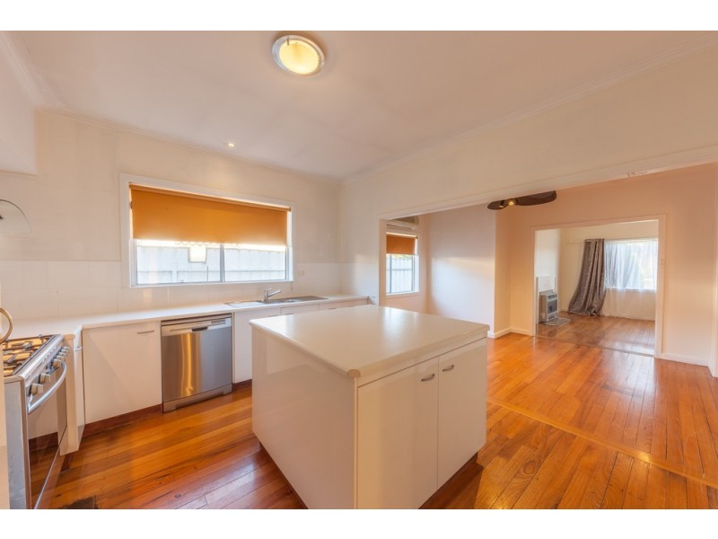 70 Lawrence Street, Wodonga VIC 3690