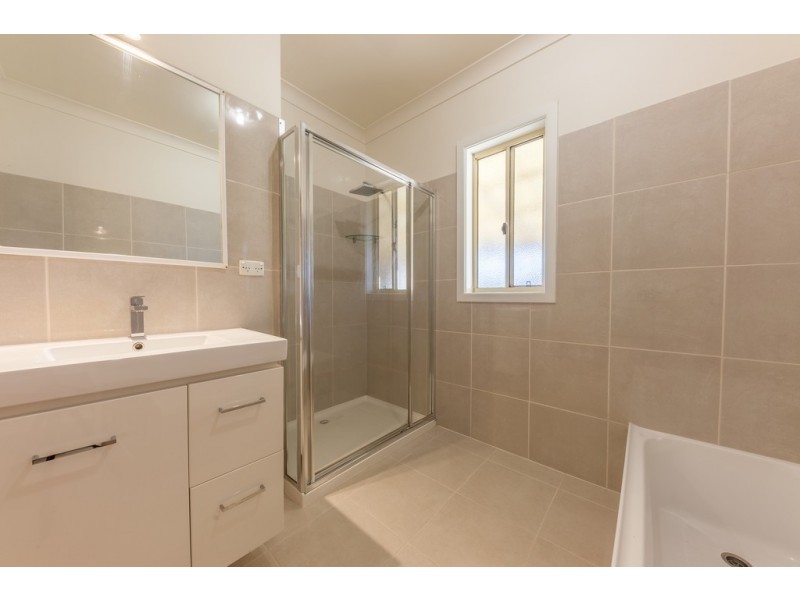 70 Lawrence Street, Wodonga VIC 3690