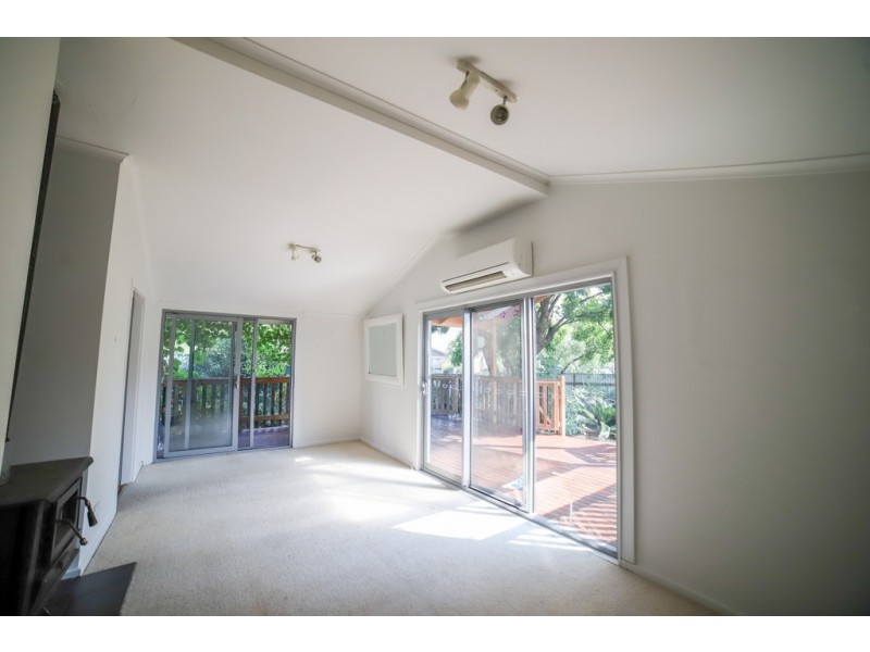 38 Valley Avenue, Mount Beauty VIC 3699