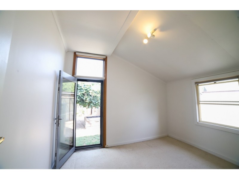 38 Valley Avenue, Mount Beauty VIC 3699