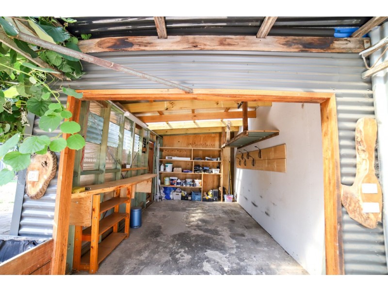 38 Valley Avenue, Mount Beauty VIC 3699