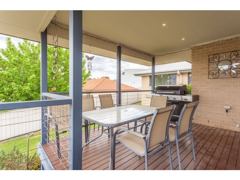 56 Ballara Drive, Wodonga VIC 3690