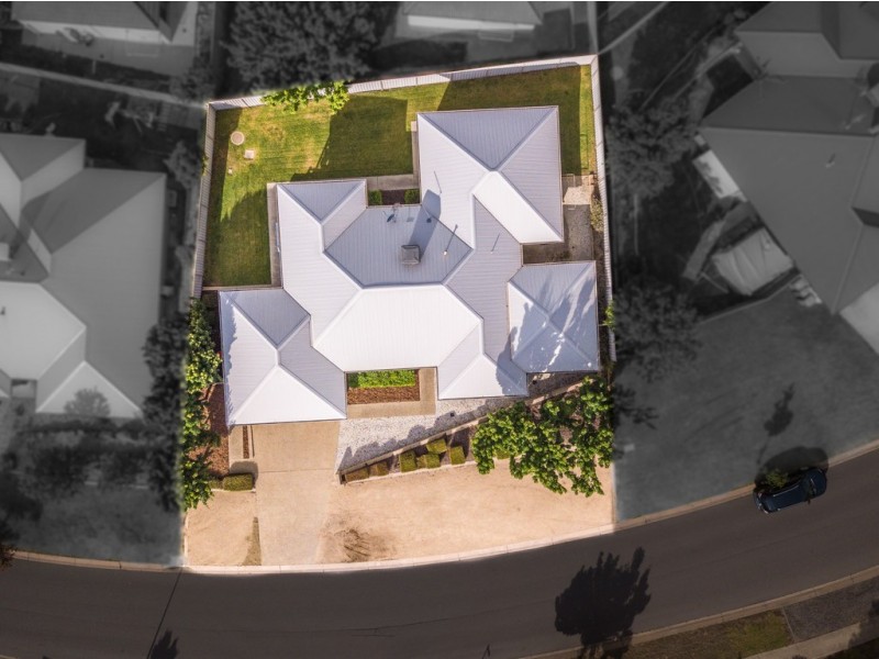 56 Ballara Drive, Wodonga VIC 3690