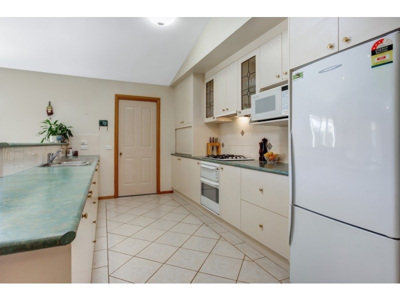 45 Jenny Wren Place, East Albury NSW 2640