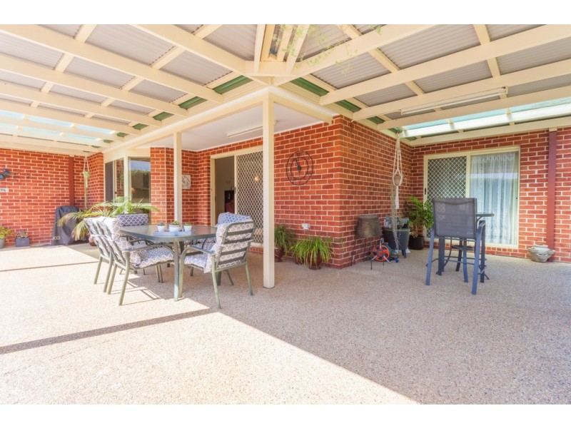 45 Jenny Wren Place, East Albury NSW 2640