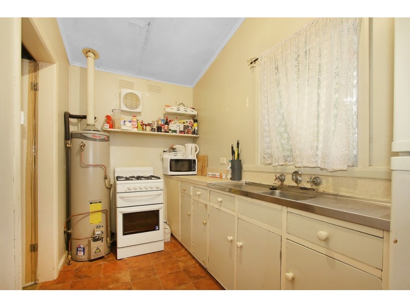 1-2/429 Prune Street, Lavington NSW 2641