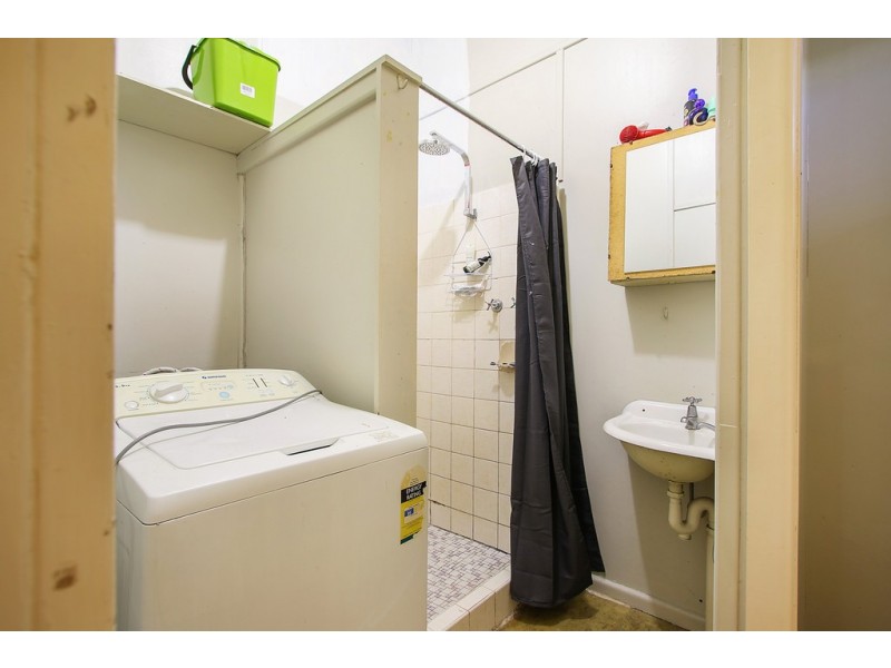 1-2/429 Prune Street, Lavington NSW 2641