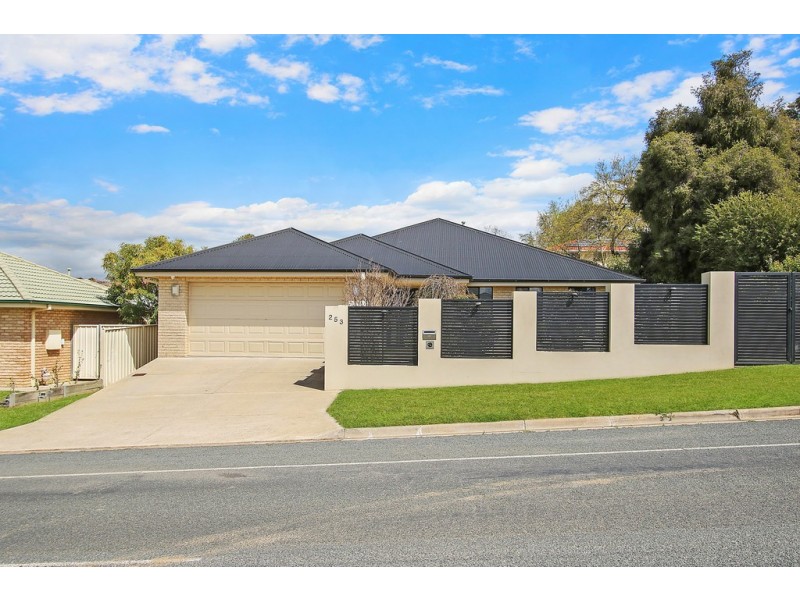 253 Vickers Road, Lavington NSW 2641