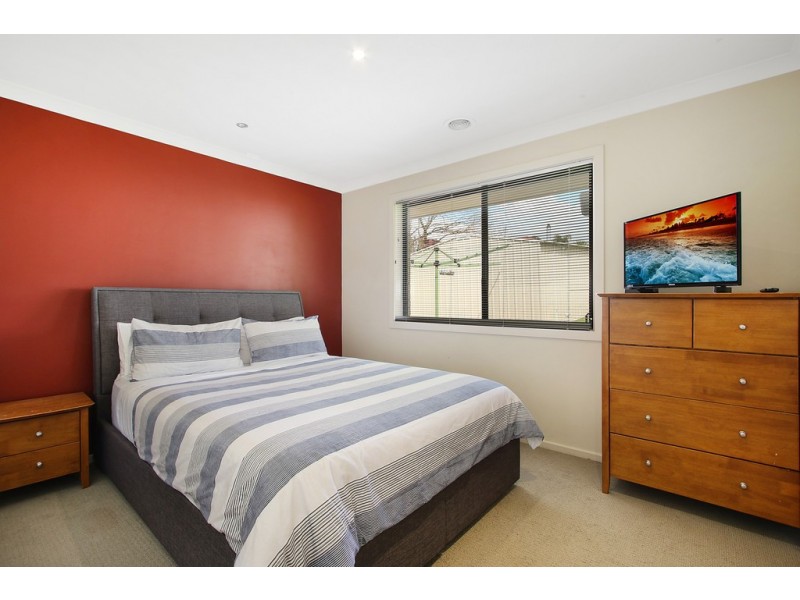 253 Vickers Road, Lavington NSW 2641