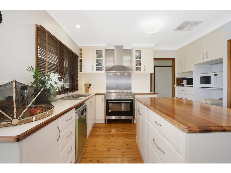 13 Hallawell Crescent, Wodonga VIC 3690