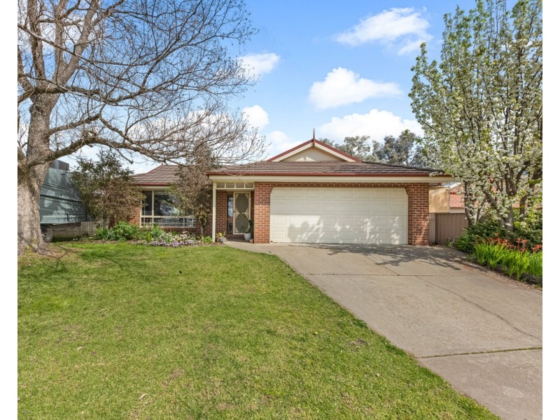 11 Mashie Way, Wodonga VIC 3690