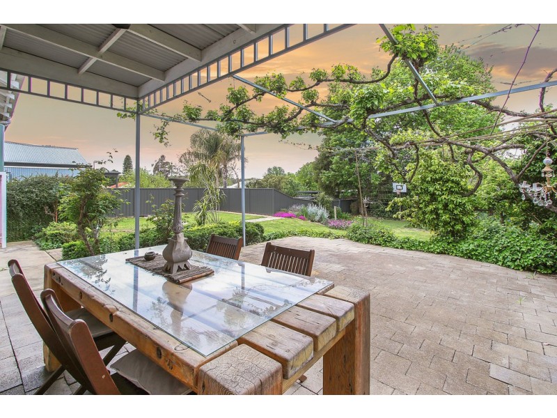 13 Birdwood Street, Corowa NSW 2646
