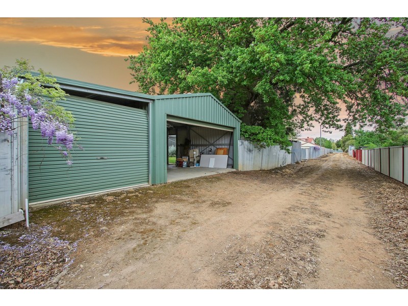 13 Birdwood Street, Corowa NSW 2646