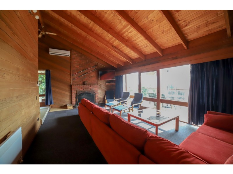 43 Kiewa Valley Highway, Tawonga South VIC 3698