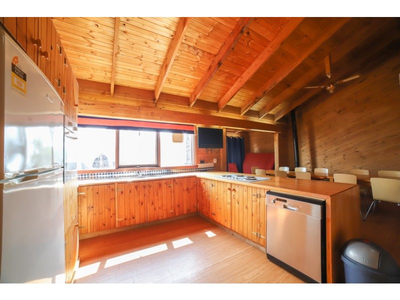 43 Kiewa Valley Highway, Tawonga South VIC 3698