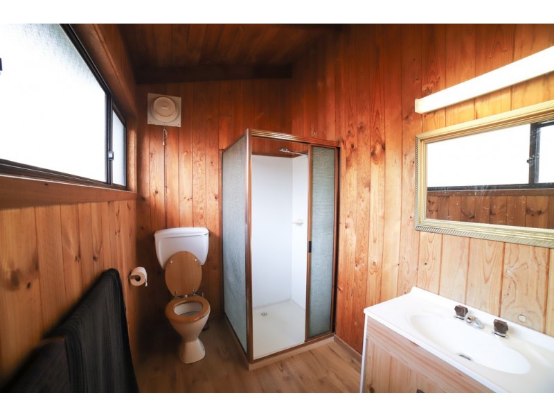 43 Kiewa Valley Highway, Tawonga South VIC 3698