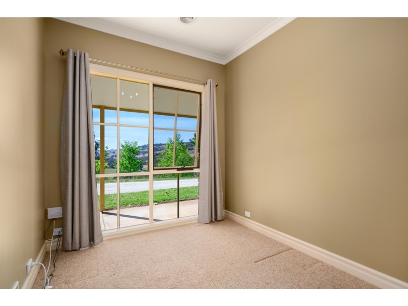 37 Gilberts Road, Huon Creek VIC 3691