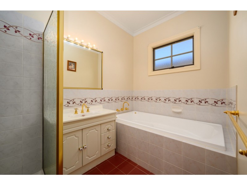 37 Gilberts Road, Huon Creek VIC 3691