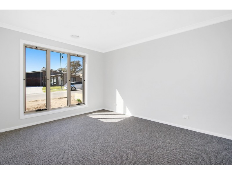 11 Throssell Crescent, Wodonga VIC 3690