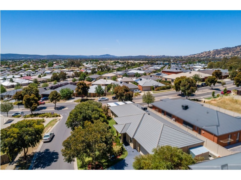 9 Maygar Avenue, Wodonga VIC 3690
