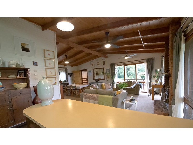 26 Coolumbooka Avenue, Tawonga South VIC 3698