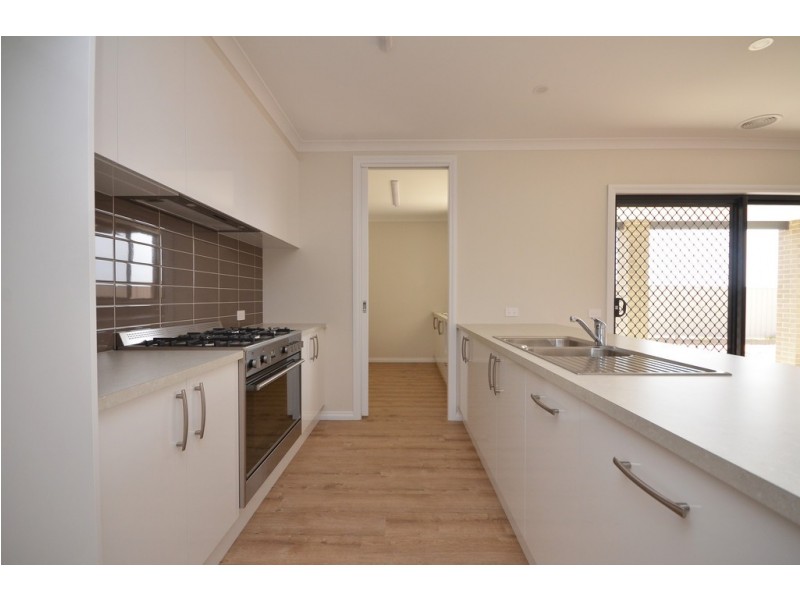 41 Gratwick View, Wodonga VIC 3690