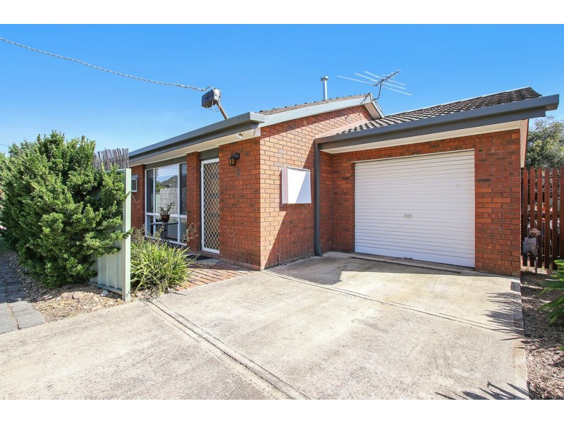 2/2 Gayview Drive, Wodonga VIC 3690