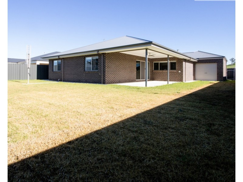 24 Strickland Street, Wodonga VIC 3690