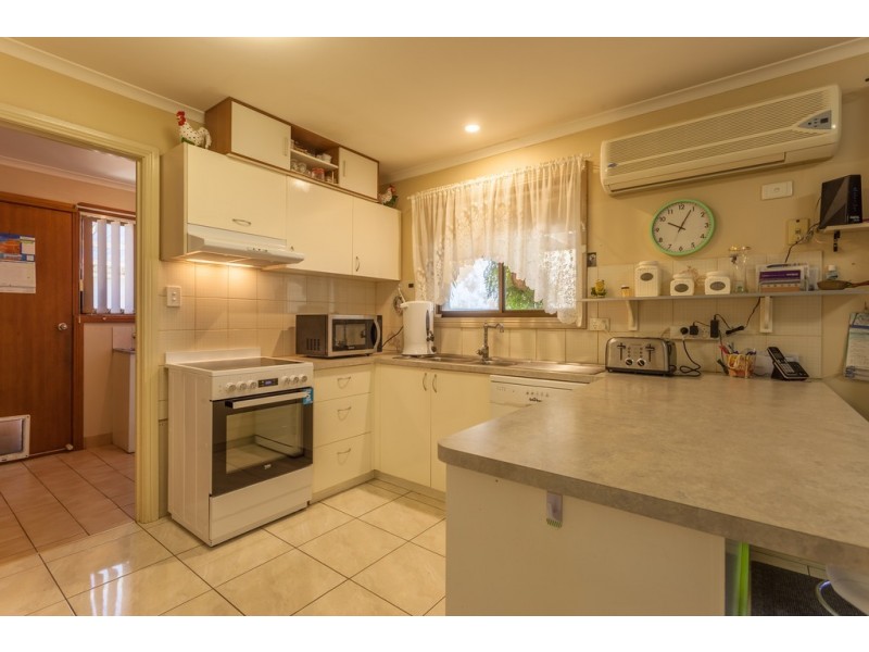 8 Martin Street, Corowa NSW 2646