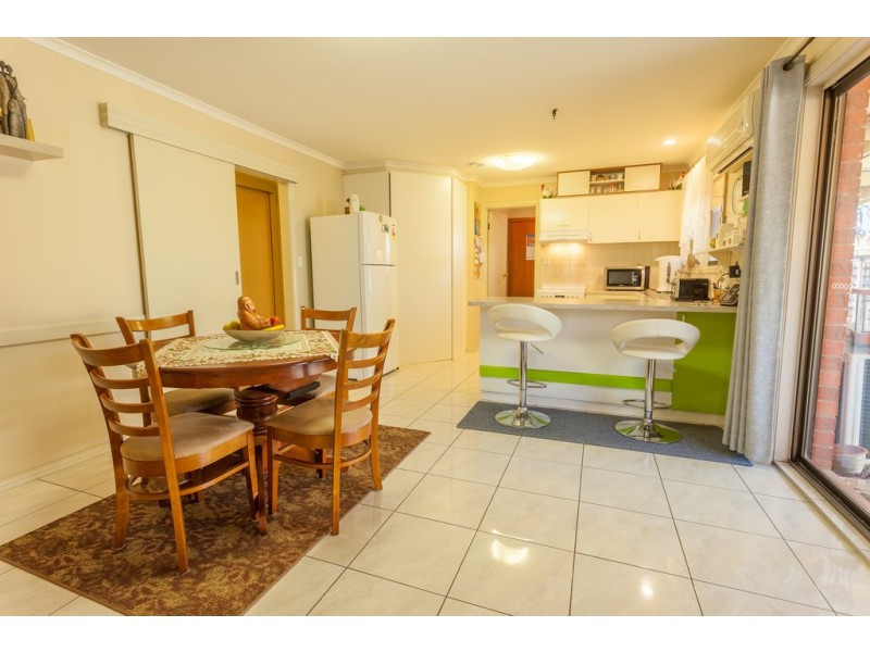 8 Martin Street, Corowa NSW 2646