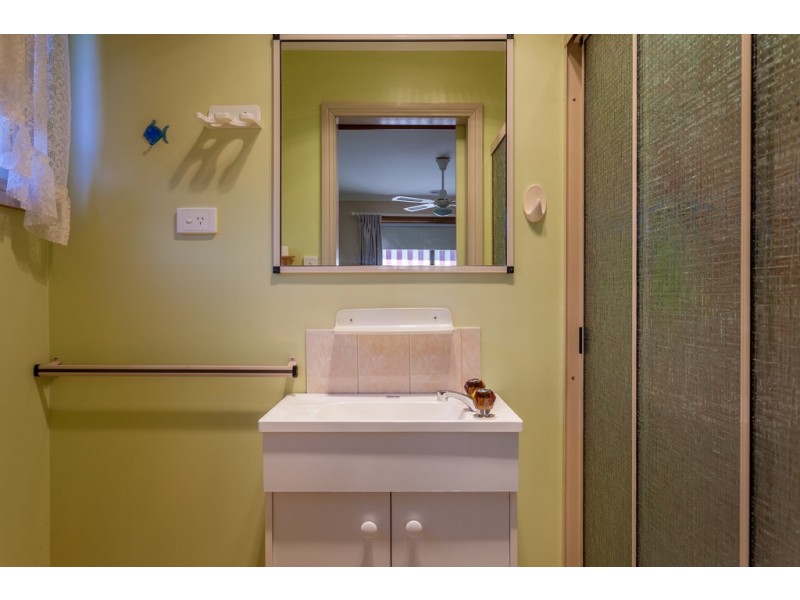 8 Martin Street, Corowa NSW 2646