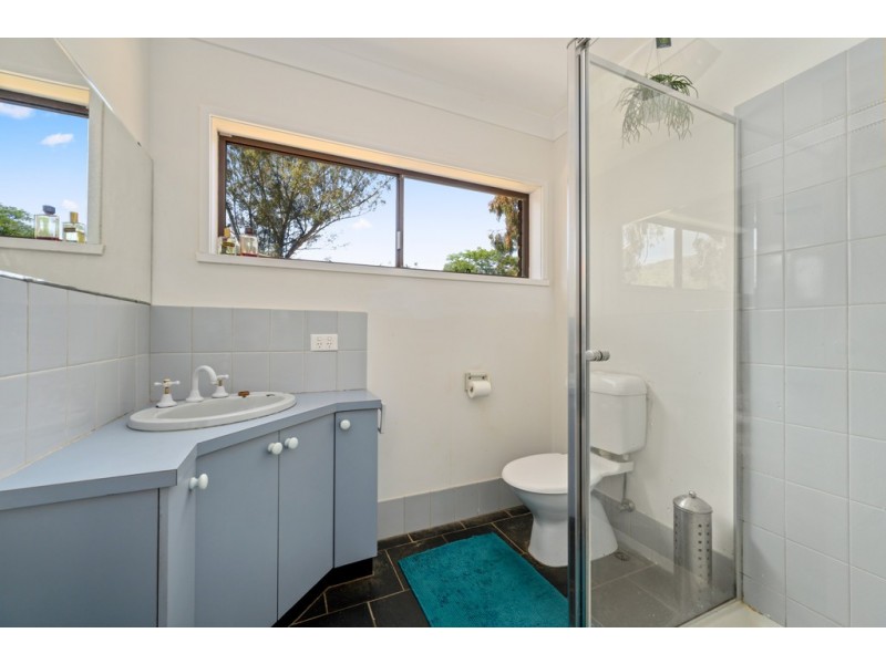 39 Barton Drive, Baranduda VIC 3691