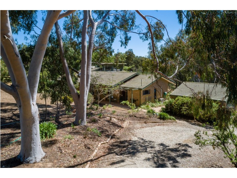 39 Barton Drive, Baranduda VIC 3691