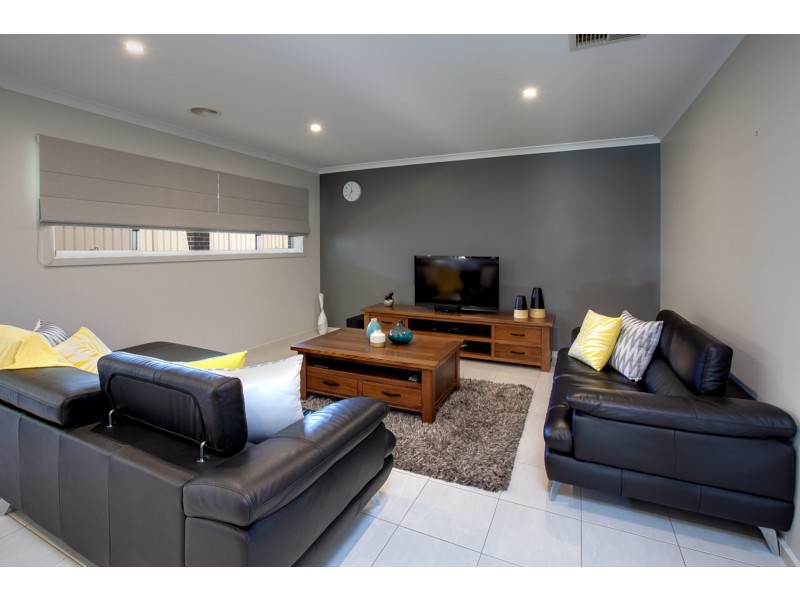 35 Axford Boulevard, Wodonga VIC 3690