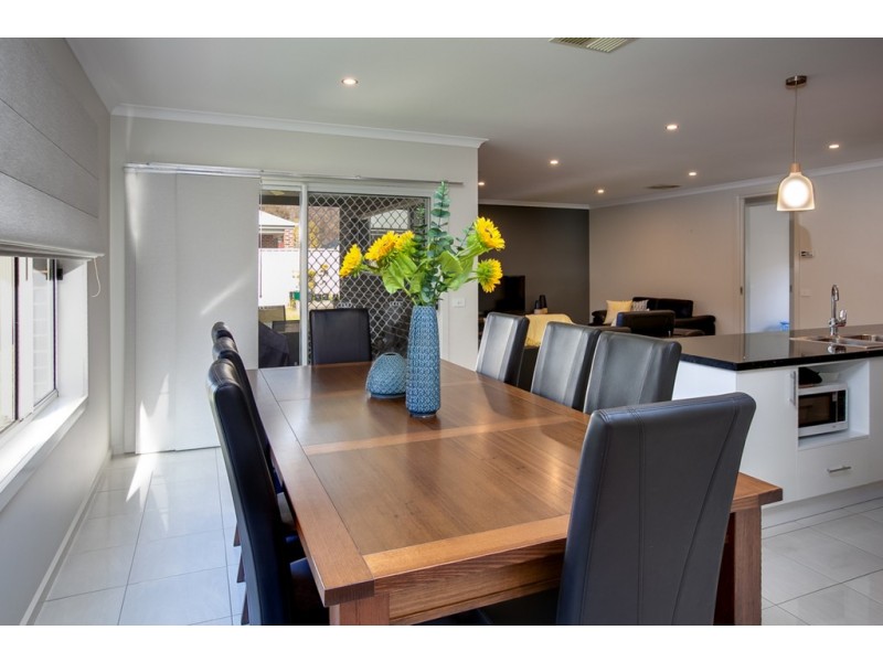 35 Axford Boulevard, Wodonga VIC 3690