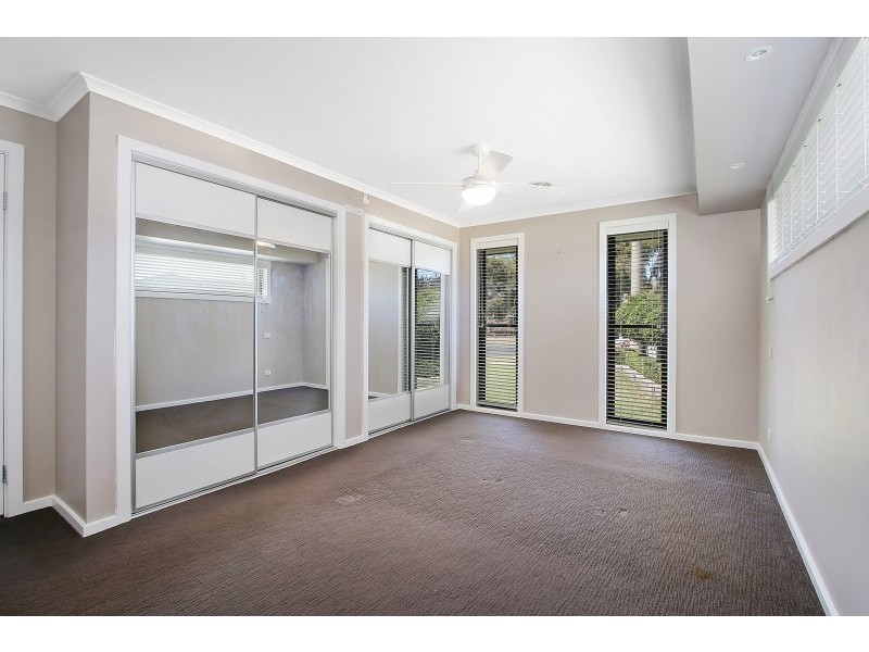 57 EMERALD AVENUE, West Wodonga VIC 3690