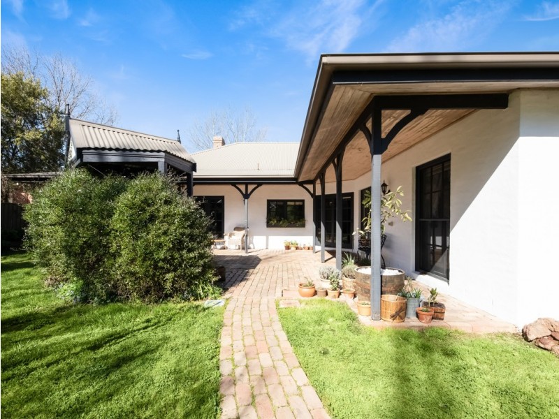 14 Dominic Drive, Wodonga VIC 3690