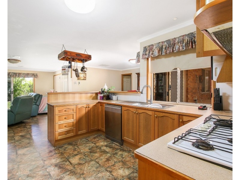 6 Clifford Court, West Wodonga VIC 3690