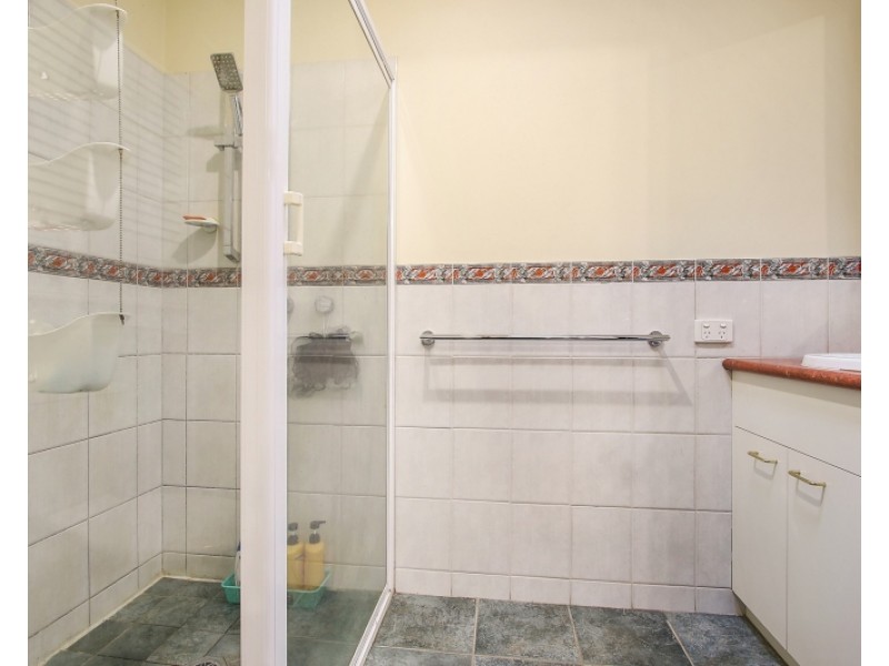 6 Clifford Court, West Wodonga VIC 3690