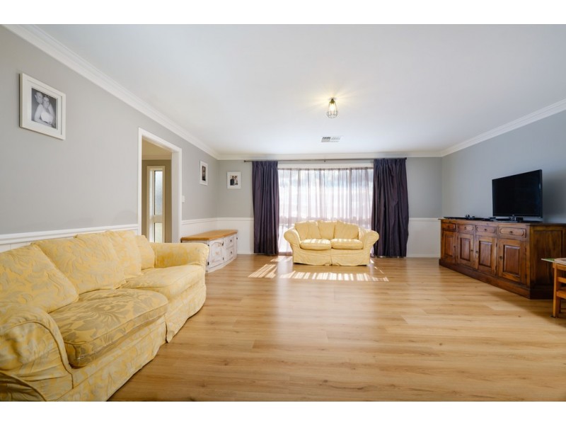 259 Vickers Road, Lavington NSW 2641