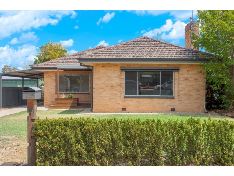 12 Murray Street, Corowa NSW 2646
