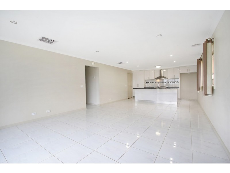 70 Margaret Court Drive, Baranduda VIC 3691