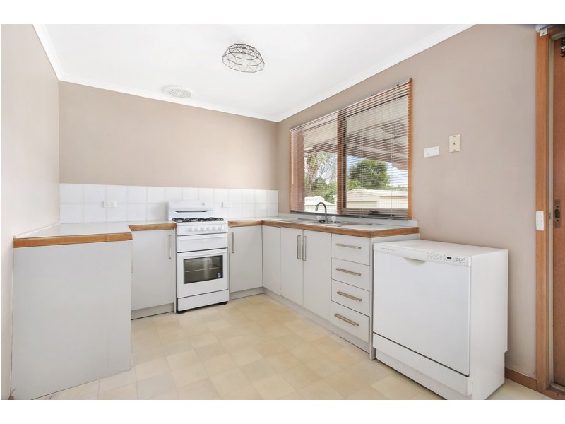 7 Valverde Court, Thurgoona NSW 2640