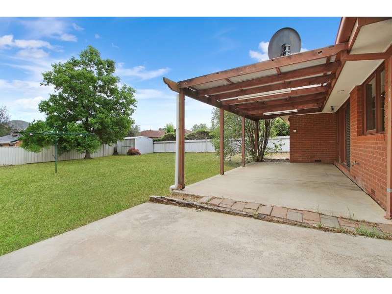 7 Valverde Court, Thurgoona NSW 2640