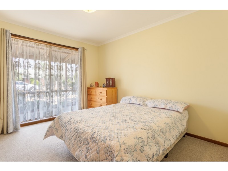 42 Beryl Drive, Corowa NSW 2646