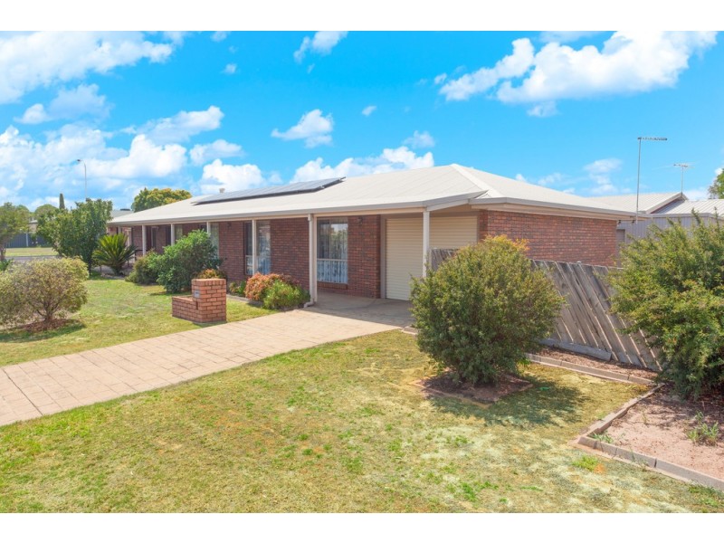 42 Beryl Drive, Corowa NSW 2646